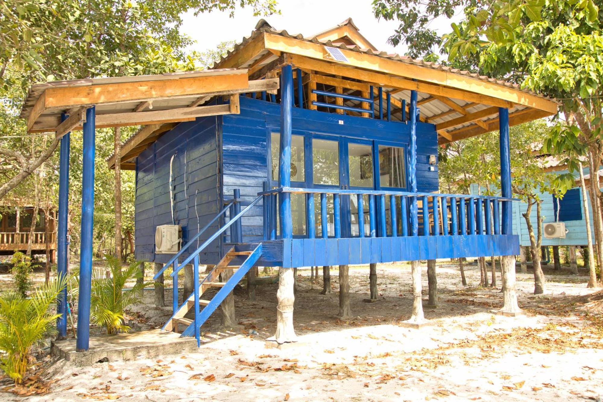 Koh Rong Beach Hostel And Bungalows Kaoh Touch Exteriör bild