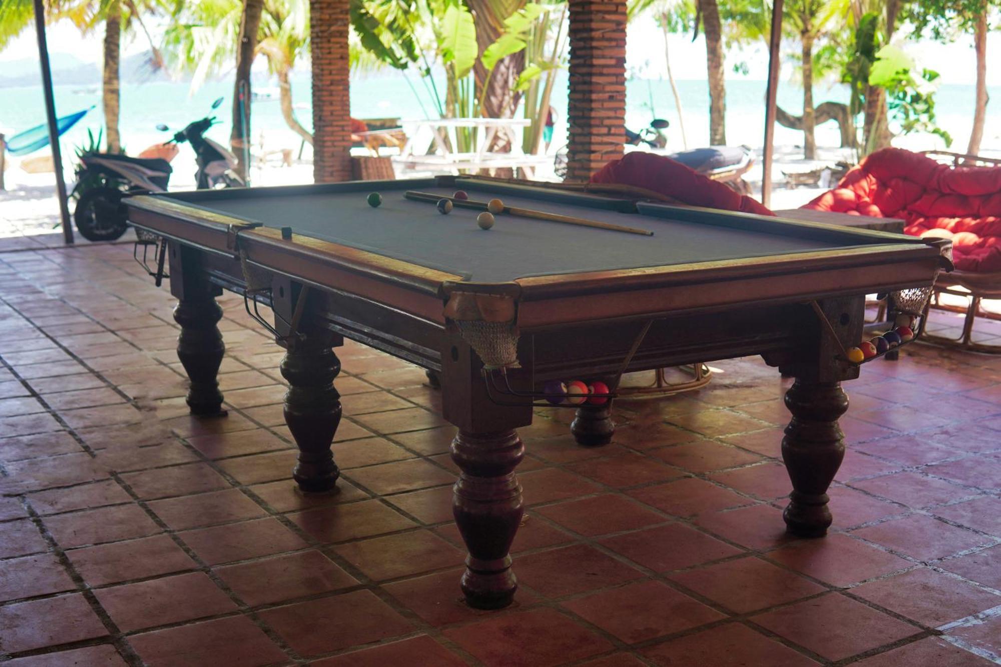 Koh Rong Beach Hostel And Bungalows Kaoh Touch Exteriör bild
