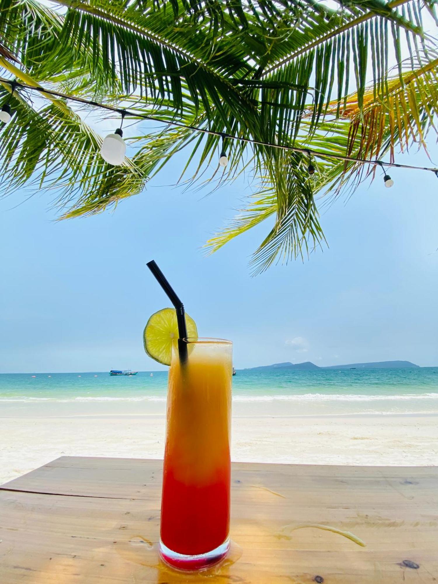 Koh Rong Beach Hostel And Bungalows Kaoh Touch Exteriör bild