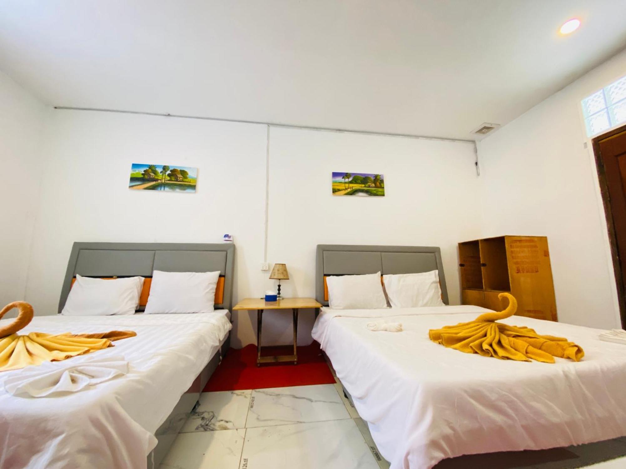 Koh Rong Beach Hostel And Bungalows Kaoh Touch Exteriör bild