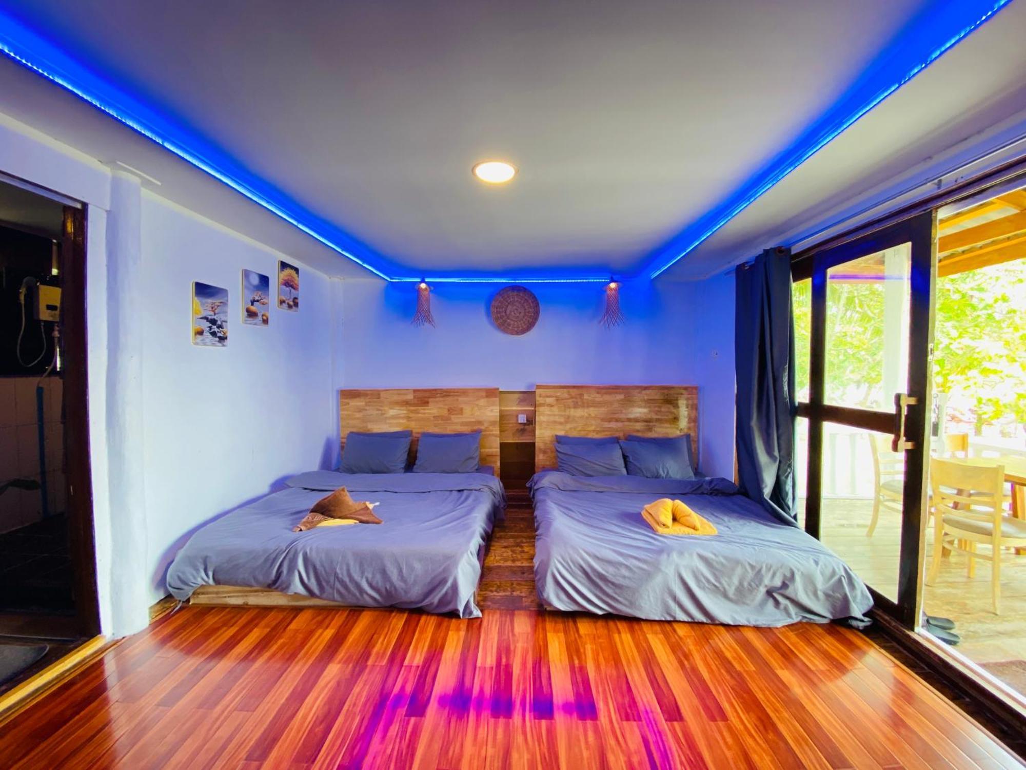 Koh Rong Beach Hostel And Bungalows Kaoh Touch Exteriör bild