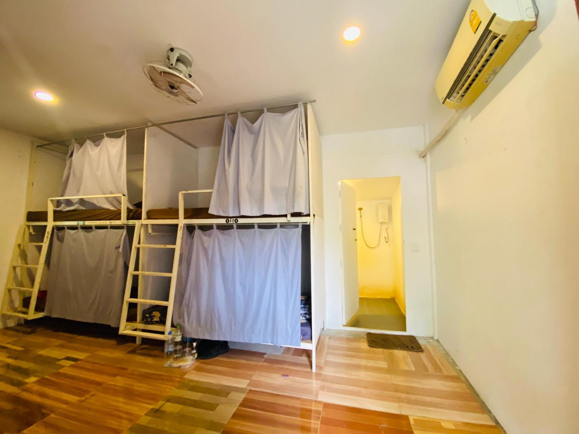 Koh Rong Beach Hostel And Bungalows Kaoh Touch Exteriör bild