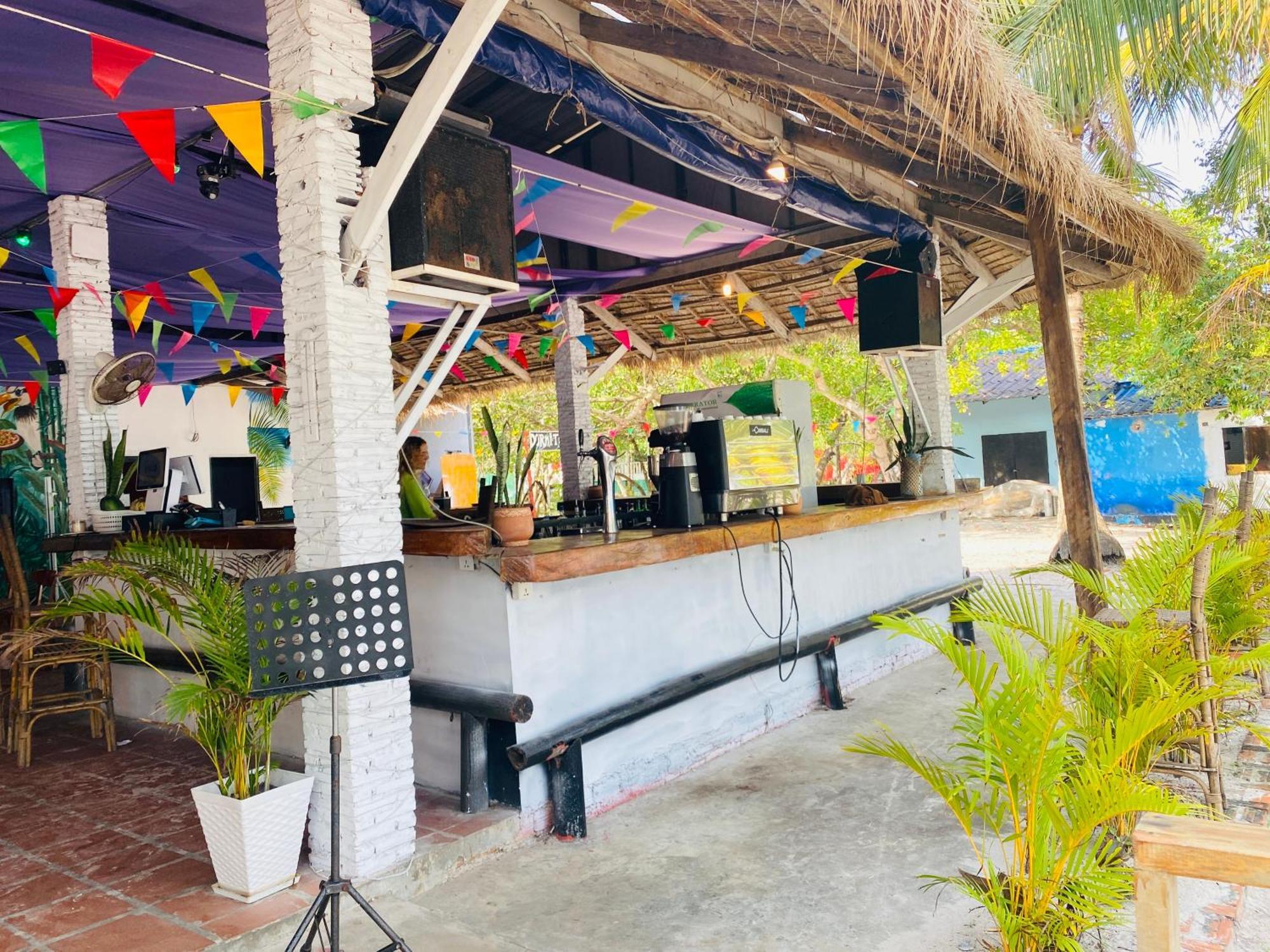 Koh Rong Beach Hostel And Bungalows Kaoh Touch Exteriör bild